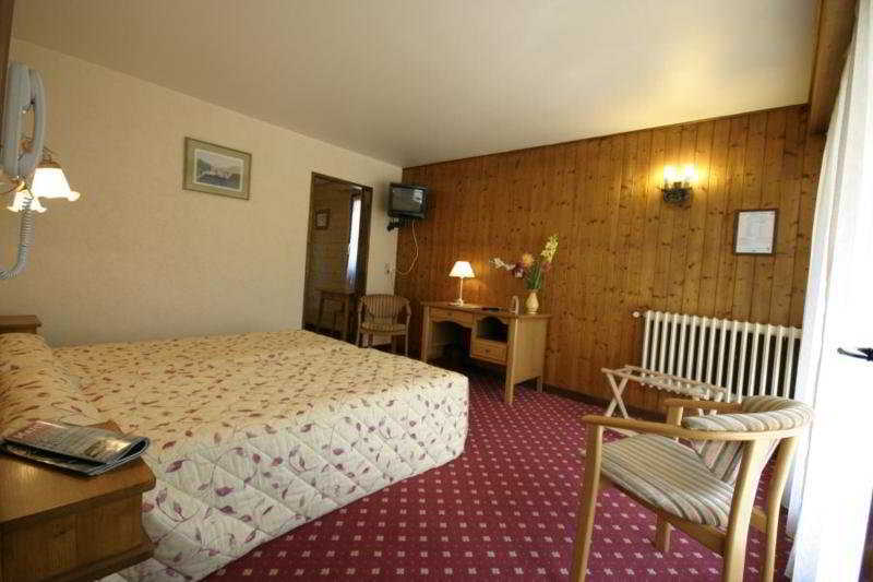 Chris-Tal Hotel Ле Уш Екстериор снимка